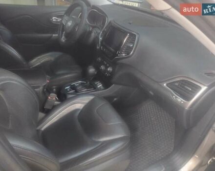 Коричневый Джип Чероки, объемом двигателя 2.36 л и пробегом 157 тыс. км за 21000 $, фото 1 на Automoto.ua