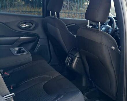 Коричневий Джип Cherokee, об'ємом двигуна 2.36 л та пробігом 166 тис. км за 14000 $, фото 31 на Automoto.ua