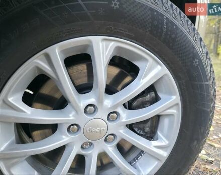 Коричневий Джип Cherokee, об'ємом двигуна 2.36 л та пробігом 166 тис. км за 14000 $, фото 9 на Automoto.ua