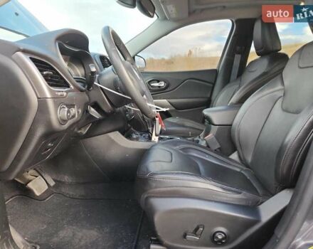 Коричневий Джип Cherokee, об'ємом двигуна 3.24 л та пробігом 56 тис. км за 3800 $, фото 6 на Automoto.ua