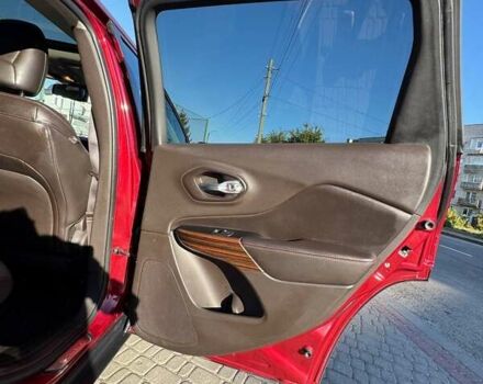 Красный Джип Чероки, объемом двигателя 3.24 л и пробегом 189 тыс. км за 14000 $, фото 10 на Automoto.ua