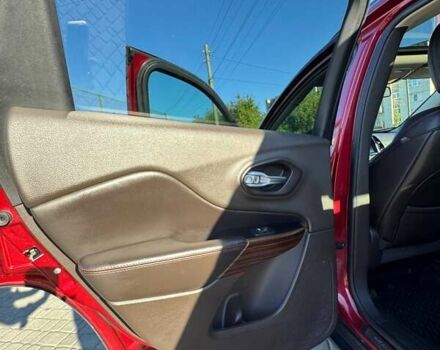 Красный Джип Чероки, объемом двигателя 3.24 л и пробегом 189 тыс. км за 14000 $, фото 12 на Automoto.ua