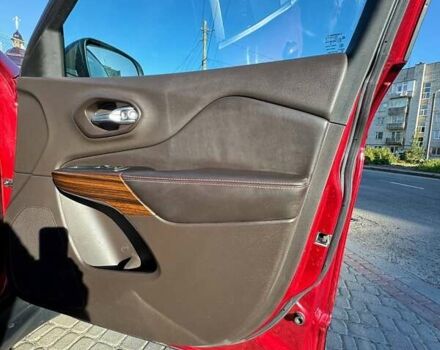 Красный Джип Чероки, объемом двигателя 3.24 л и пробегом 189 тыс. км за 14000 $, фото 8 на Automoto.ua