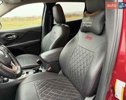 Червоний Джип Cherokee, об'ємом двигуна 3.2 л та пробігом 151 тис. км за 16555 $, фото 43 на Automoto.ua
