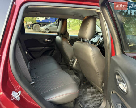 Красный Джип Чероки, объемом двигателя 3.24 л и пробегом 145 тыс. км за 15200 $, фото 22 на Automoto.ua