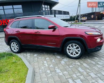 Красный Джип Чероки, объемом двигателя 2.4 л и пробегом 150 тыс. км за 12500 $, фото 3 на Automoto.ua