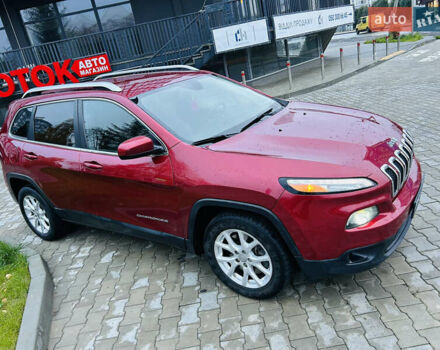 Красный Джип Чероки, объемом двигателя 2.4 л и пробегом 150 тыс. км за 12500 $, фото 4 на Automoto.ua