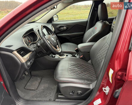 Червоний Джип Cherokee, об'ємом двигуна 3.2 л та пробігом 151 тис. км за 16555 $, фото 41 на Automoto.ua