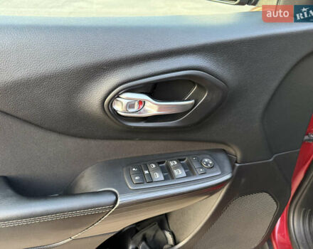 Красный Джип Чероки, объемом двигателя 3.24 л и пробегом 145 тыс. км за 15200 $, фото 26 на Automoto.ua