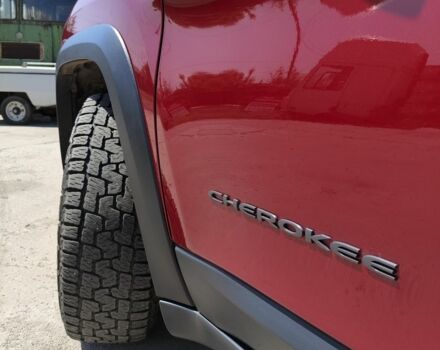 Червоний Джип Cherokee, об'ємом двигуна 0 л та пробігом 133 тис. км за 17555 $, фото 2 на Automoto.ua