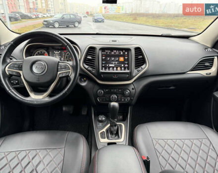 Червоний Джип Cherokee, об'ємом двигуна 3.2 л та пробігом 151 тис. км за 16555 $, фото 47 на Automoto.ua