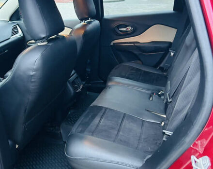 Красный Джип Чероки, объемом двигателя 2.4 л и пробегом 150 тыс. км за 12500 $, фото 12 на Automoto.ua