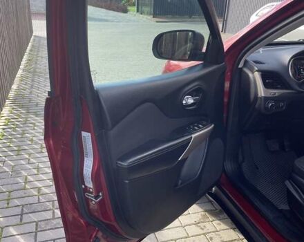 Красный Джип Чероки, объемом двигателя 2.36 л и пробегом 106 тыс. км за 12500 $, фото 17 на Automoto.ua