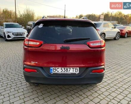 Джип Чероки 2016 в Львове на Automoto.ua Красный Джип Чероки, объемом двигателя 2.36 л и пробегом 106 тыс. км за 12600 $, фото 5 на Automoto.ua