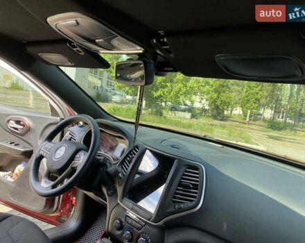 Красный Джип Чероки, объемом двигателя 2.36 л и пробегом 75 тыс. км за 15300 $, фото 30 на Automoto.ua