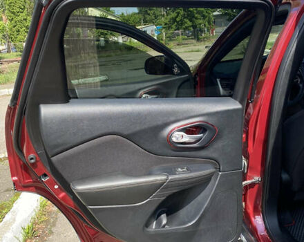 Красный Джип Чероки, объемом двигателя 2.36 л и пробегом 75 тыс. км за 15300 $, фото 43 на Automoto.ua