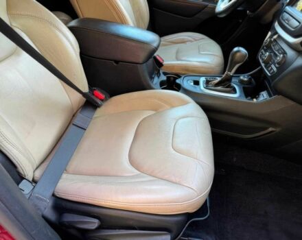 Червоний Джип Cherokee, об'ємом двигуна 3.2 л та пробігом 75 тис. км за 12600 $, фото 9 на Automoto.ua