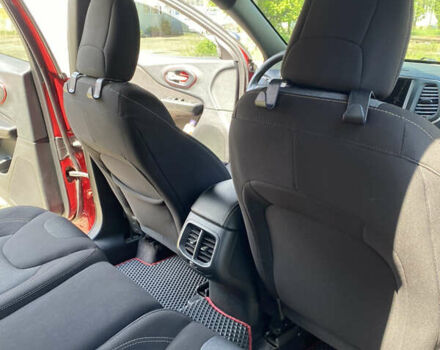 Червоний Джип Cherokee, об'ємом двигуна 2.36 л та пробігом 70 тис. км за 15700 $, фото 31 на Automoto.ua