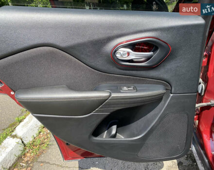 Красный Джип Чероки, объемом двигателя 2.36 л и пробегом 75 тыс. км за 15300 $, фото 35 на Automoto.ua