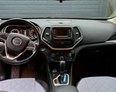 Червоний Джип Cherokee, об'ємом двигуна 2.4 л та пробігом 127 тис. км за 12000 $, фото 5 на Automoto.ua