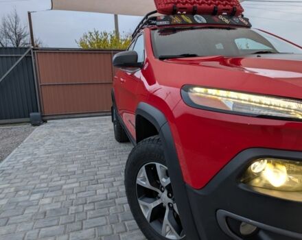 Красный Джип Чероки, объемом двигателя 3.2 л и пробегом 58 тыс. км за 23000 $, фото 7 на Automoto.ua