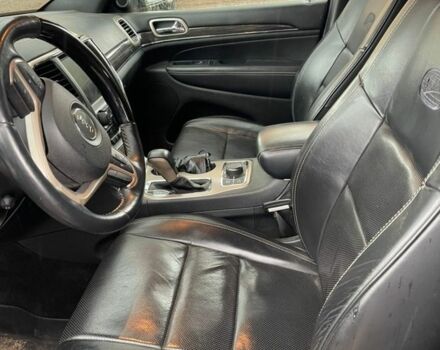 Червоний Джип Cherokee, об'ємом двигуна 3.6 л та пробігом 60 тис. км за 28000 $, фото 4 на Automoto.ua