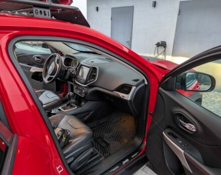 Красный Джип Чероки, объемом двигателя 3.2 л и пробегом 58 тыс. км за 23000 $, фото 12 на Automoto.ua