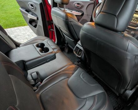 Красный Джип Чероки, объемом двигателя 3.2 л и пробегом 58 тыс. км за 23000 $, фото 16 на Automoto.ua