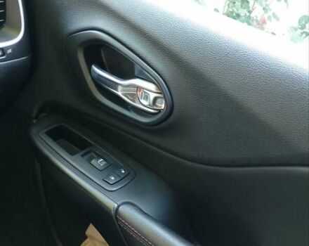 Красный Джип Чероки, объемом двигателя 3.24 л и пробегом 110 тыс. км за 23700 $, фото 18 на Automoto.ua