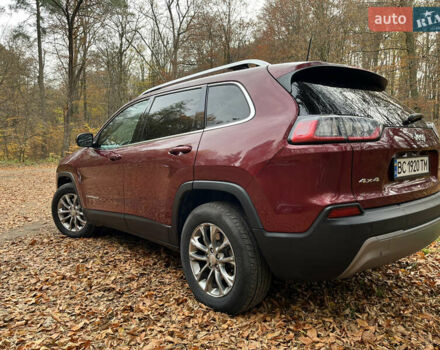 Червоний Джип Cherokee, об'ємом двигуна 2.36 л та пробігом 140 тис. км за 17500 $, фото 3 на Automoto.ua