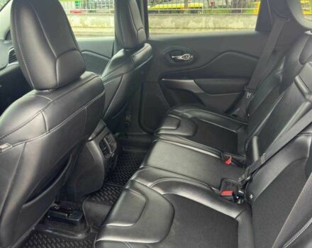 Джип Чероки 2018 в Львове на Automoto.ua Красный Джип Чероки, объемом двигателя 2.4 л и пробегом 165 тыс. км за 16000 $, фото 18 на Automoto.ua