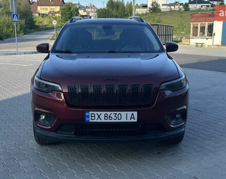 Червоний Джип Cherokee, об'ємом двигуна 3.24 л та пробігом 161 тис. км за 18000 $, фото 1 на Automoto.ua