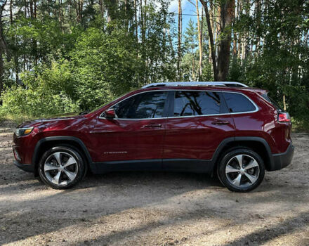 Червоний Джип Cherokee, об'ємом двигуна 2 л та пробігом 87 тис. км за 18300 $, фото 6 на Automoto.ua