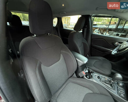 Красный Джип Чероки, объемом двигателя 3.24 л и пробегом 88 тыс. км за 15800 $, фото 44 на Automoto.ua