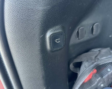 Червоний Джип Cherokee, об'ємом двигуна 3.24 л та пробігом 164 тис. км за 19000 $, фото 15 на Automoto.ua