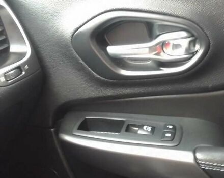 Червоний Джип Cherokee, об'ємом двигуна 2.4 л та пробігом 163 тис. км за 14500 $, фото 23 на Automoto.ua