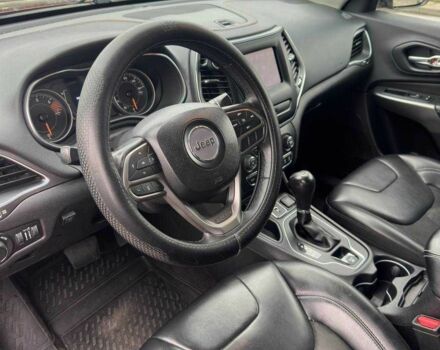 Джип Чероки 2018 в Львове на Automoto.ua Красный Джип Чероки, объемом двигателя 2.4 л и пробегом 165 тыс. км за 16000 $, фото 16 на Automoto.ua