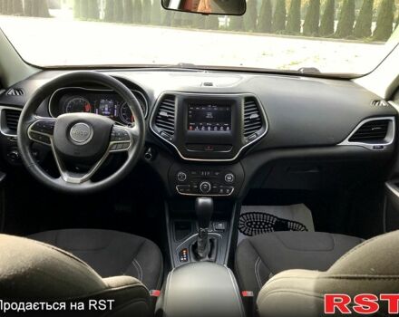 Красный Джип Чероки, объемом двигателя 2.4 л и пробегом 210 тыс. км за 14500 $, фото 9 на Automoto.ua