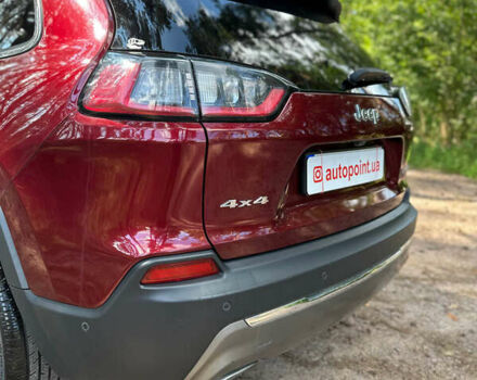 Червоний Джип Cherokee, об'ємом двигуна 2 л та пробігом 87 тис. км за 18300 $, фото 11 на Automoto.ua