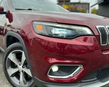 Красный Джип Чероки, объемом двигателя 2 л и пробегом 87 тыс. км за 17999 $, фото 2 на Automoto.ua
