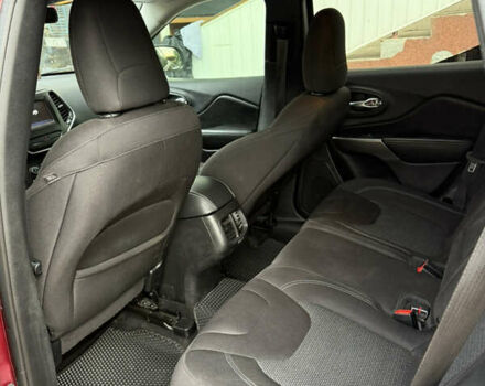 Красный Джип Чероки, объемом двигателя 2.36 л и пробегом 205 тыс. км за 15800 $, фото 7 на Automoto.ua