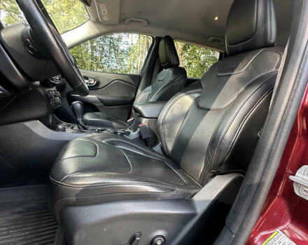Червоний Джип Cherokee, об'ємом двигуна 2 л та пробігом 87 тис. км за 18300 $, фото 28 на Automoto.ua