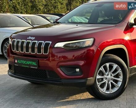 Красный Джип Чероки, объемом двигателя 2.36 л и пробегом 44 тыс. км за 18500 $, фото 1 на Automoto.ua