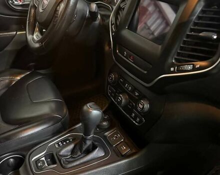 Красный Джип Чероки, объемом двигателя 3.24 л и пробегом 91 тыс. км за 18500 $, фото 15 на Automoto.ua