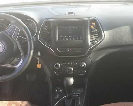 Красный Джип Чероки, объемом двигателя 3.2 л и пробегом 153 тыс. км за 16600 $, фото 42 на Automoto.ua