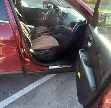 Красный Джип Чероки, объемом двигателя 3.2 л и пробегом 153 тыс. км за 16600 $, фото 11 на Automoto.ua