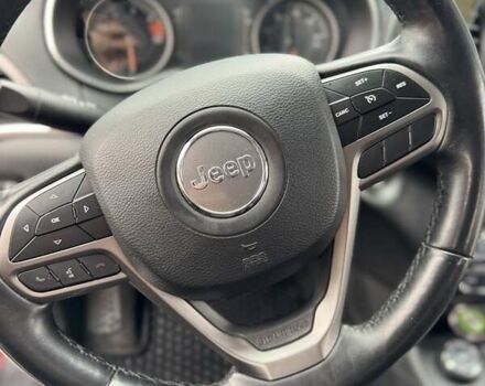 Червоний Джип Cherokee, об'ємом двигуна 2.4 л та пробігом 83 тис. км за 16000 $, фото 5 на Automoto.ua