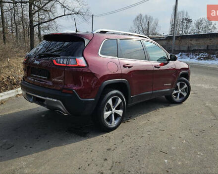 Красный Джип Чероки, объемом двигателя 2 л и пробегом 63 тыс. км за 17500 $, фото 4 на Automoto.ua