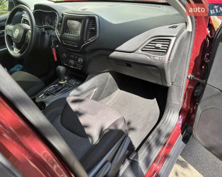 Красный Джип Чероки, объемом двигателя 2.36 л и пробегом 78 тыс. км за 17400 $, фото 14 на Automoto.ua