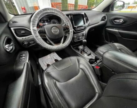 Червоний Джип Cherokee, об'ємом двигуна 0 л та пробігом 68 тис. км за 4600 $, фото 10 на Automoto.ua
